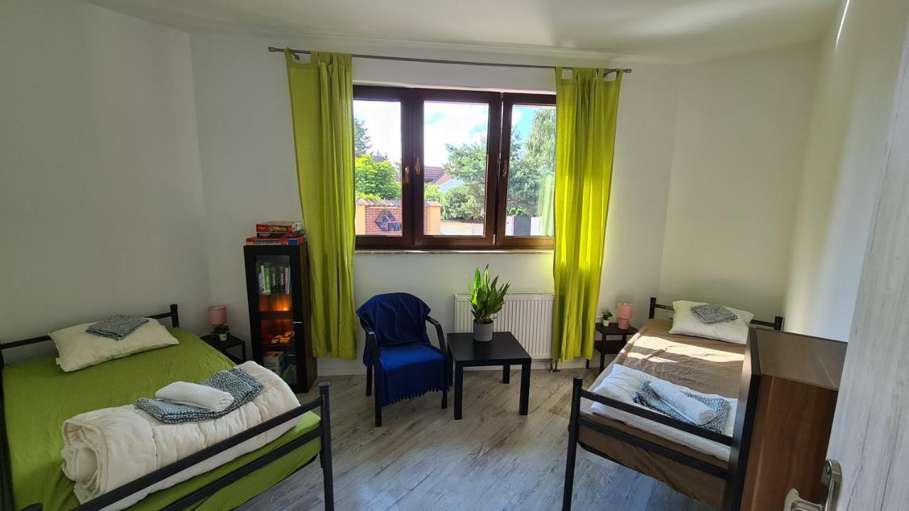 Urocze Apartamenty Na Wsi Goledzinow Екстер'єр фото