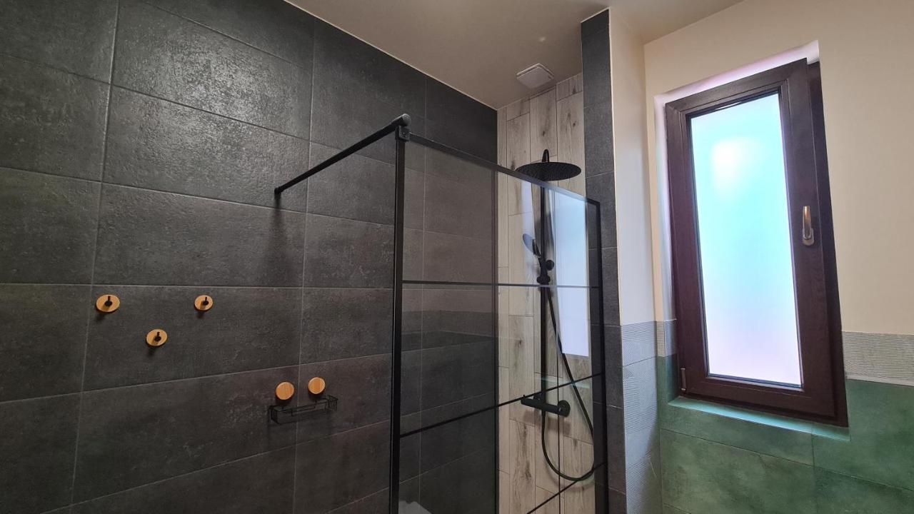 Urocze Apartamenty Na Wsi Goledzinow Екстер'єр фото